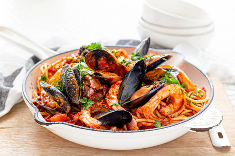 2020_angelakis_mussels_pasta_website-1.jpg