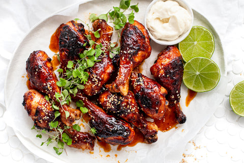 2020_bff_chickendrumsticks_honey-sriracha_website-1-1649745102.jpg